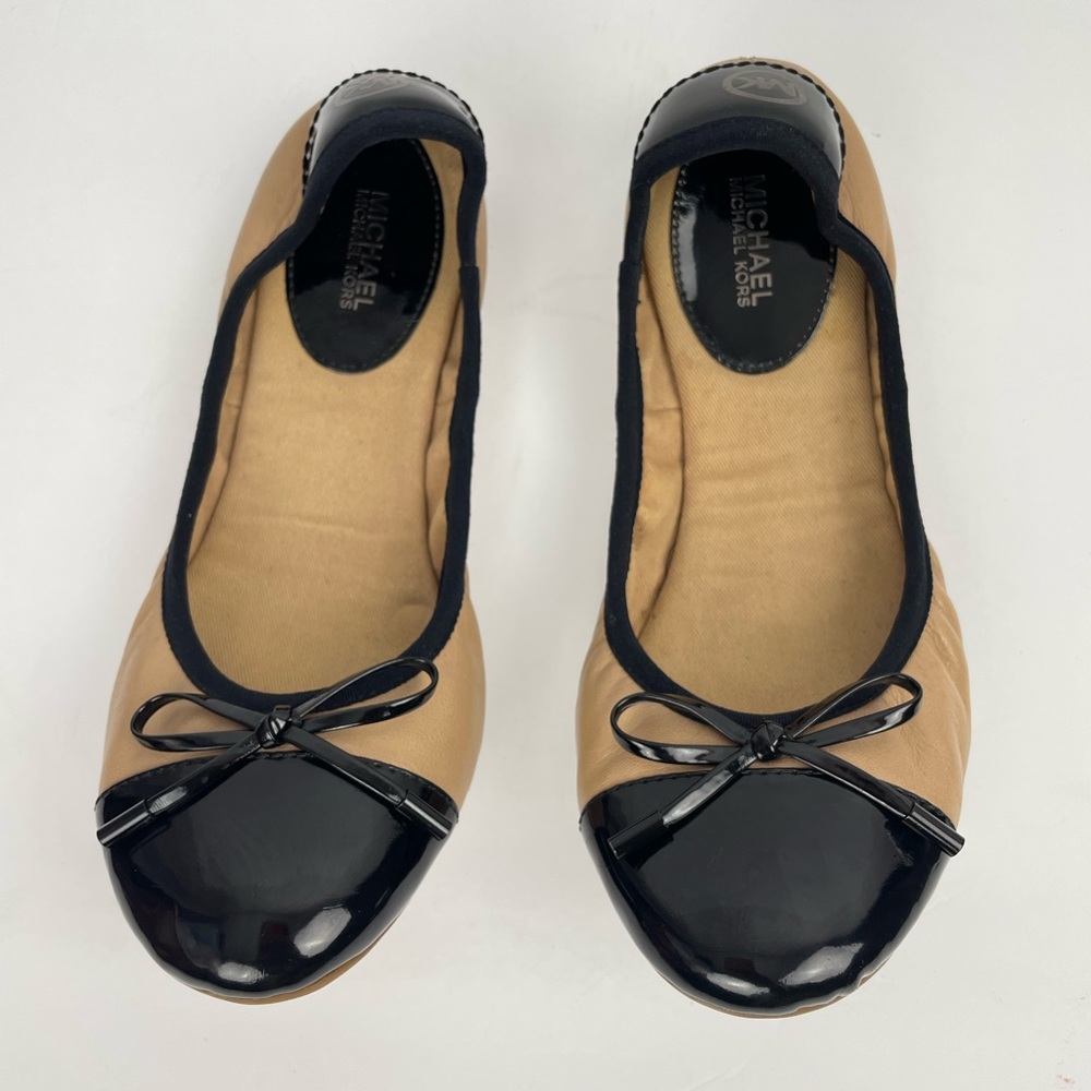 Michael Michael Kors Juliette Nude Black Leather Ballet Flats Size 7